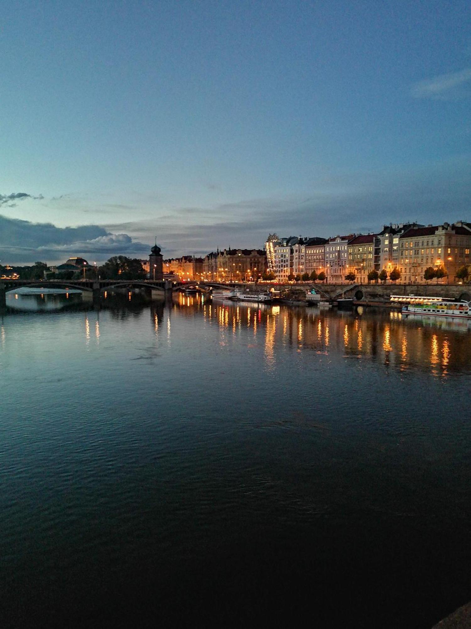 דירות פראג Valentinka Minutes Away From Charles Bridge מראה חיצוני תמונה